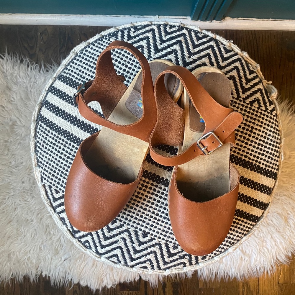 MIA ABBA Clogs